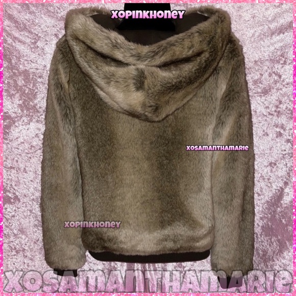 VS PINK Faux Fur Jacket - Picture 5 of 14